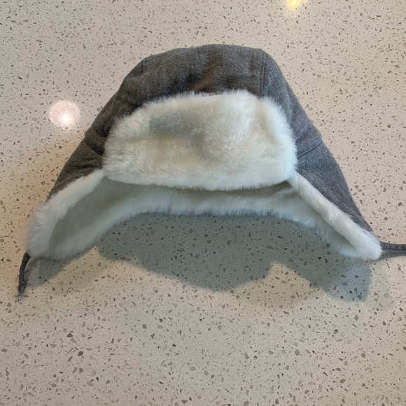 Baby Gap Fur Trapper Hat -like new - Picture 3 of 6